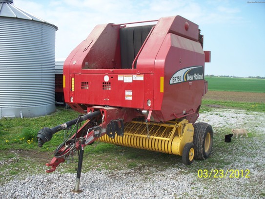 2006 New Holland BR750A