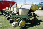  John Deere 7000