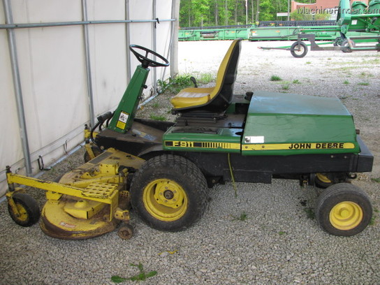 1991 John Deere 911