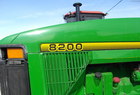 1995 John Deere 8200