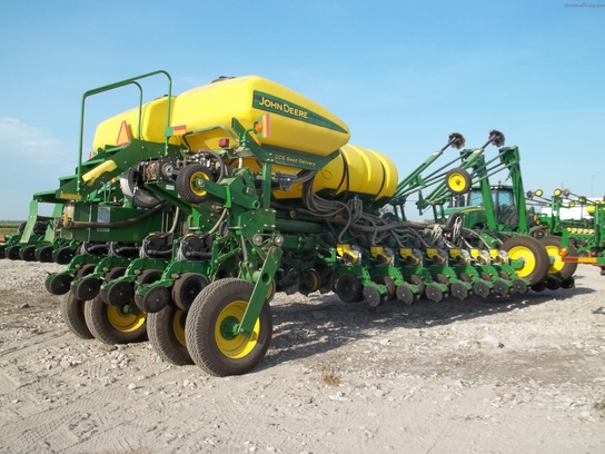 2009 John Deere 1770NT