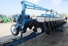 2002 Kinze 3600