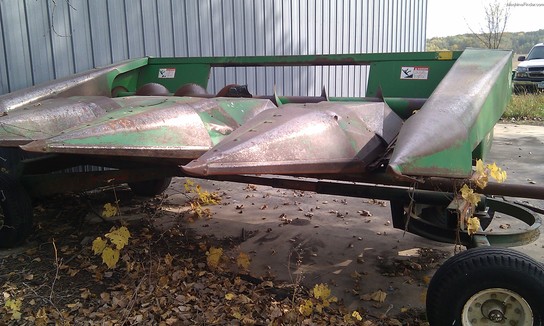  John Deere 444