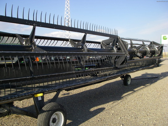 2004 Mac Don 963