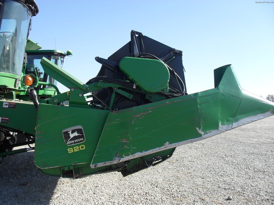 1991 John Deere 920F