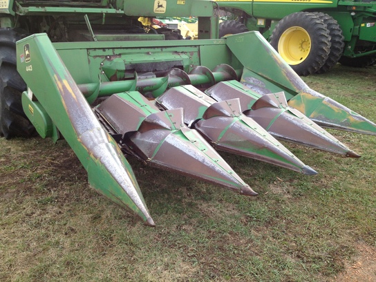  John Deere 443