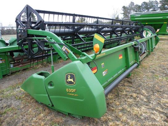 2007 John Deere 630F