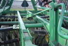 John Deere 235