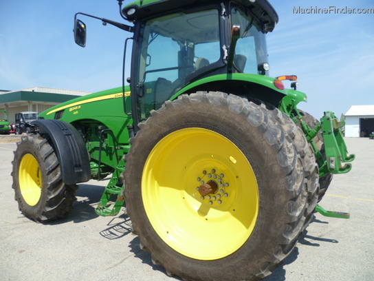 2010 John Deere 8245R
