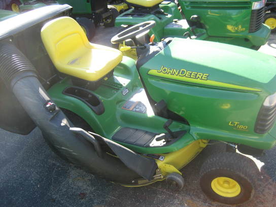 2004 John Deere LT180