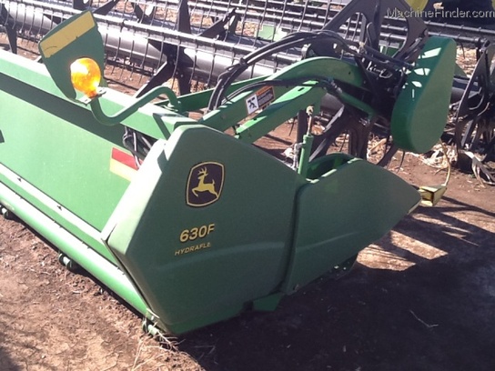 2005 John Deere 630F