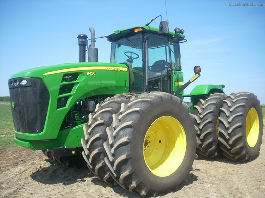 2011 John Deere 9430