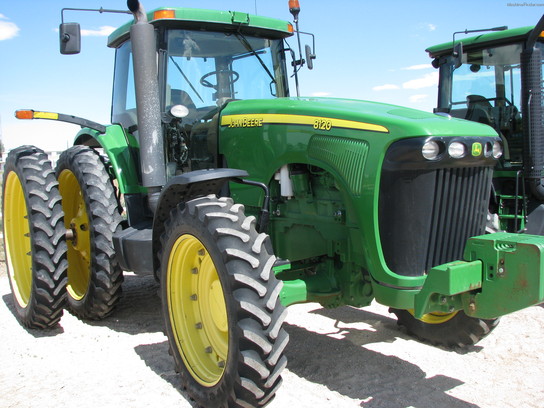 2005 John Deere 8120