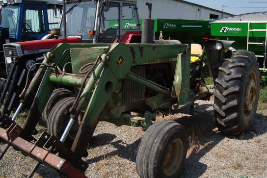 1978 John Deere 2440