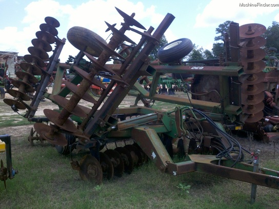  John Deere 630