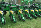 2010 John Deere 1770NT