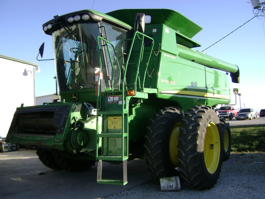 2009 John Deere 9770STS