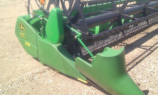 2007 John Deere 630F