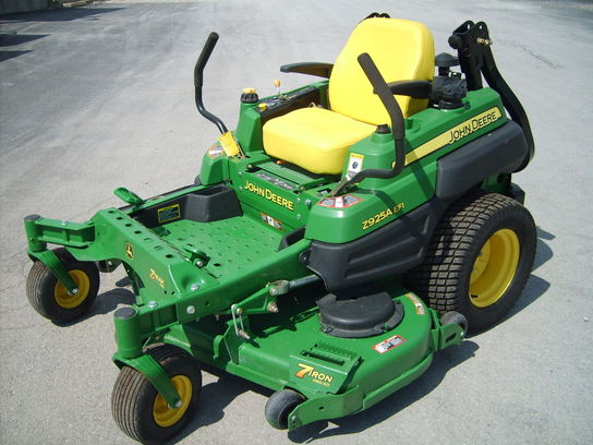 2012 John Deere 925A EFI