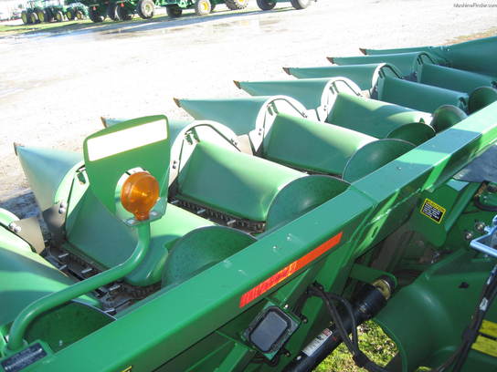 2010 John Deere 608C