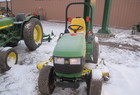 2000 John Deere 4100