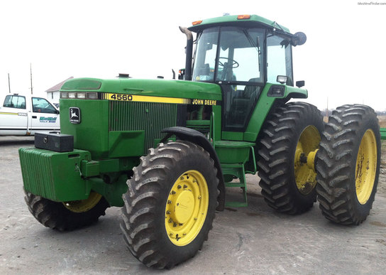 1992 John Deere 4560