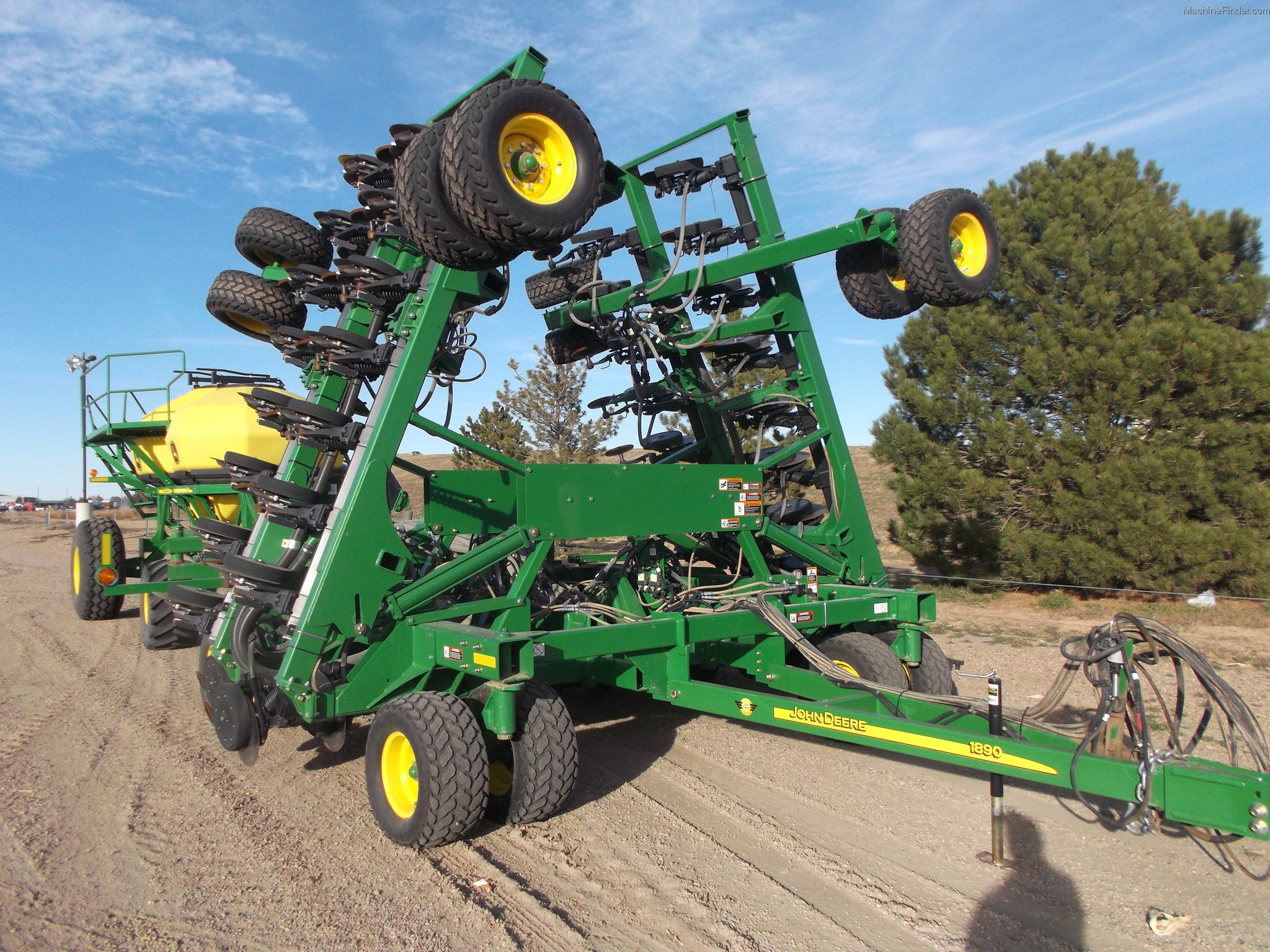 2011 John Deere 1890 Planting & Seeding Air Drills & Seeders John