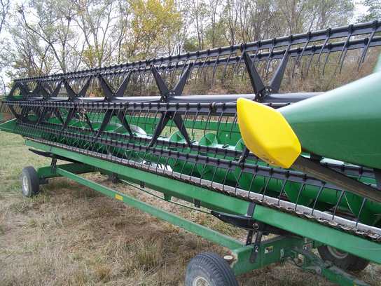 2007 John Deere 630F