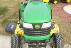 2009 John Deere X748