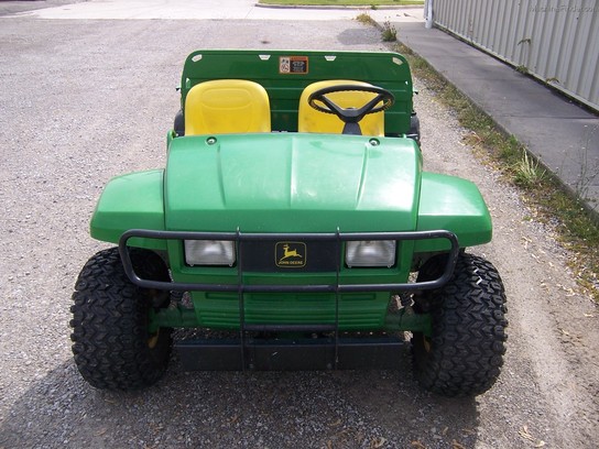 1999 John Deere 4X2