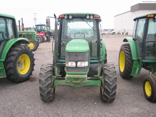  John Deere 6320