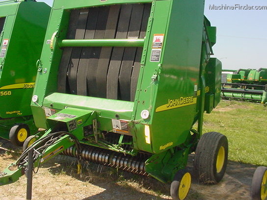 2003 John Deere 567