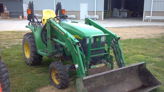 2002 John Deere 4210