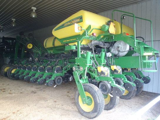 2011 John Deere 1770