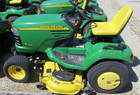 2003 John Deere X585