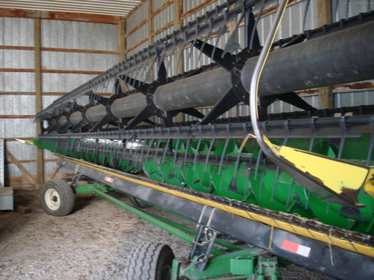 2009 John Deere 635F