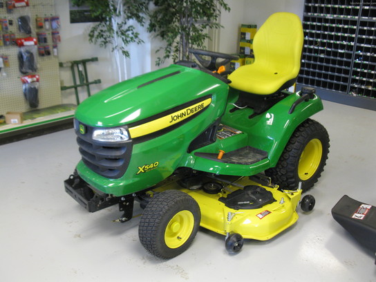 2012 John Deere X540