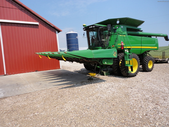 1997 John Deere 893
