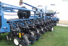 2010 Kinze 3800