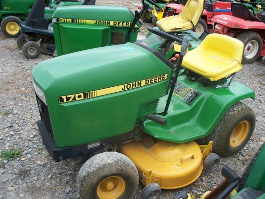  John Deere 170