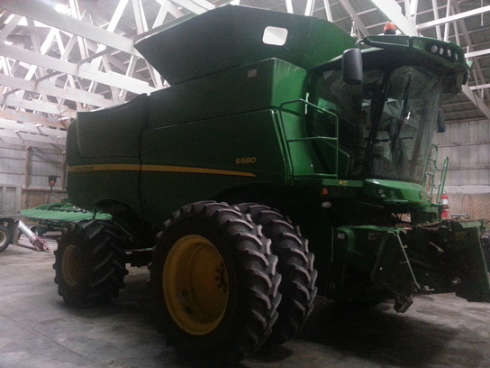 2012 John Deere S680
