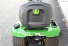47004885 John Deere X320
