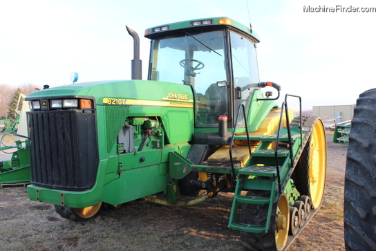 2001 John Deere 8210T