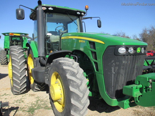 2010 John Deere 8320R