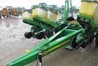  John Deere 7000