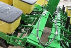  John Deere 7000