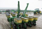  John Deere 7000