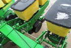  John Deere 7000