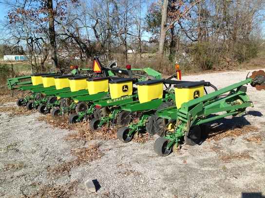 2003 John Deere 1720
