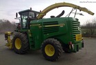 2005 John Deere 7300